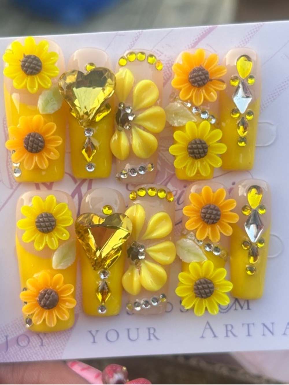 Yellow Daisy 3D Floral Press-On Nail Set